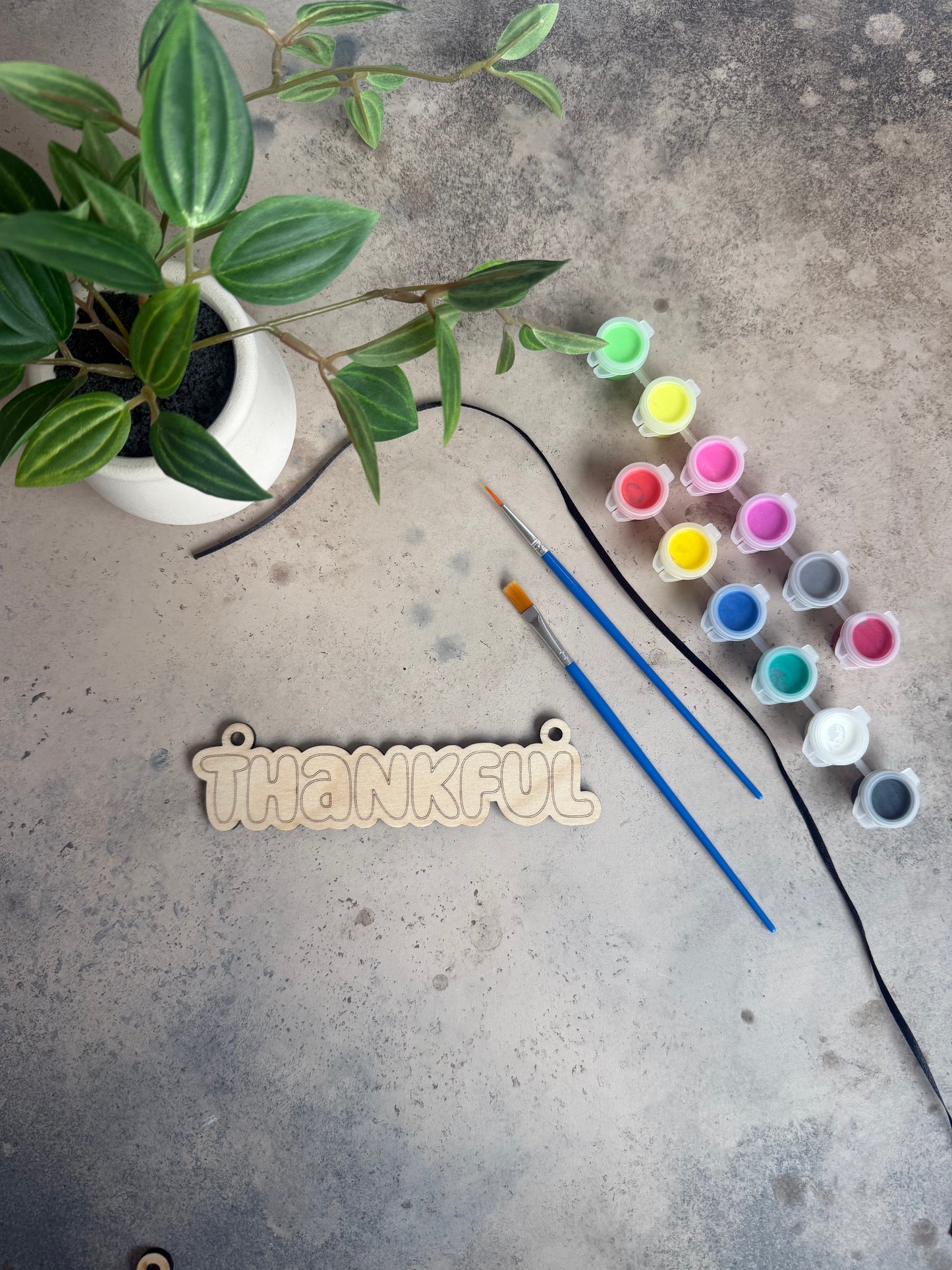 Thanksgiving Paint-Your-Own Wooden Ornament Kit