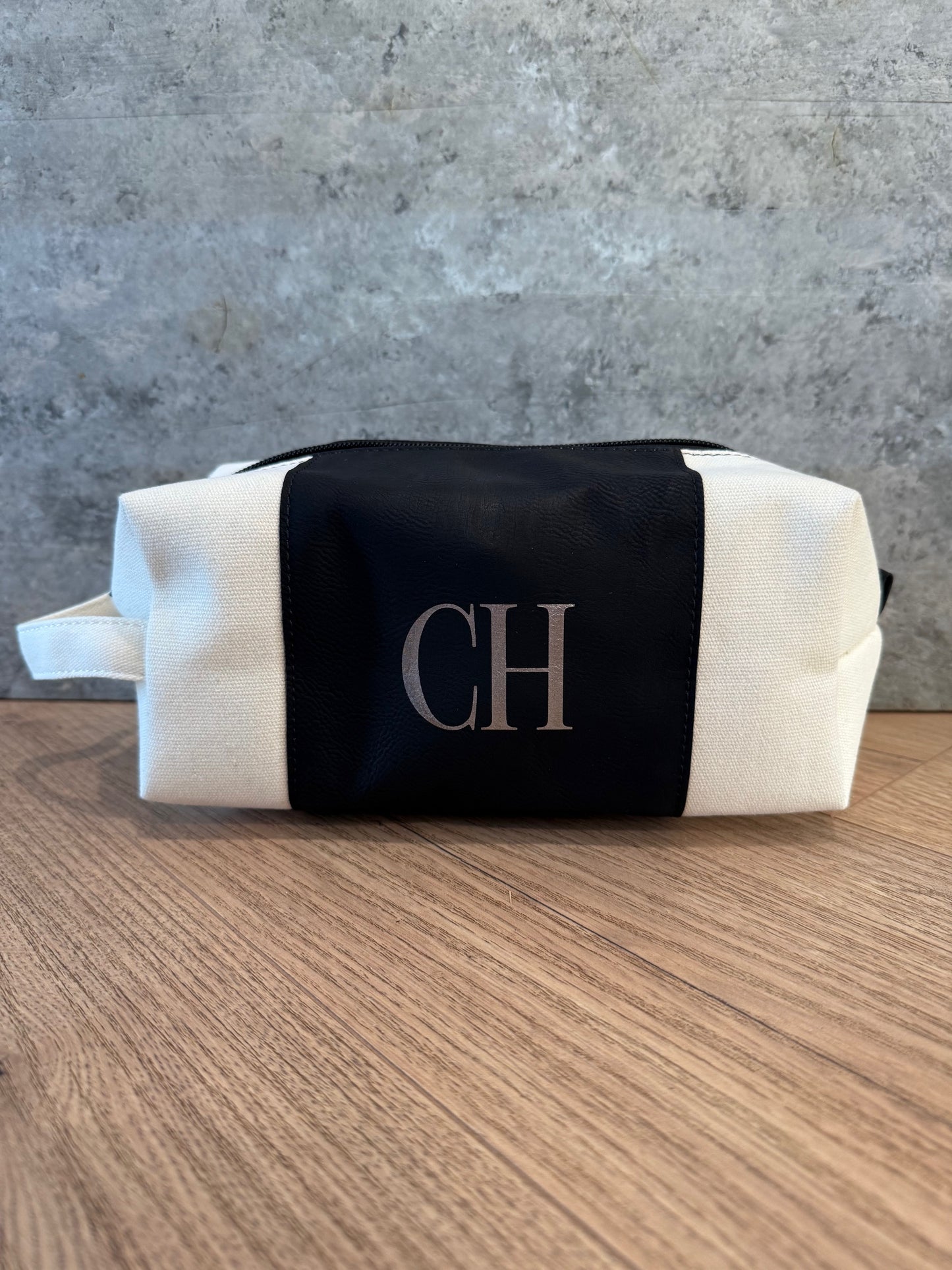 Travel Kit (Dopp Kit)